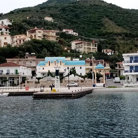 Kotsifas Rooms Тирос Экстерьер фото